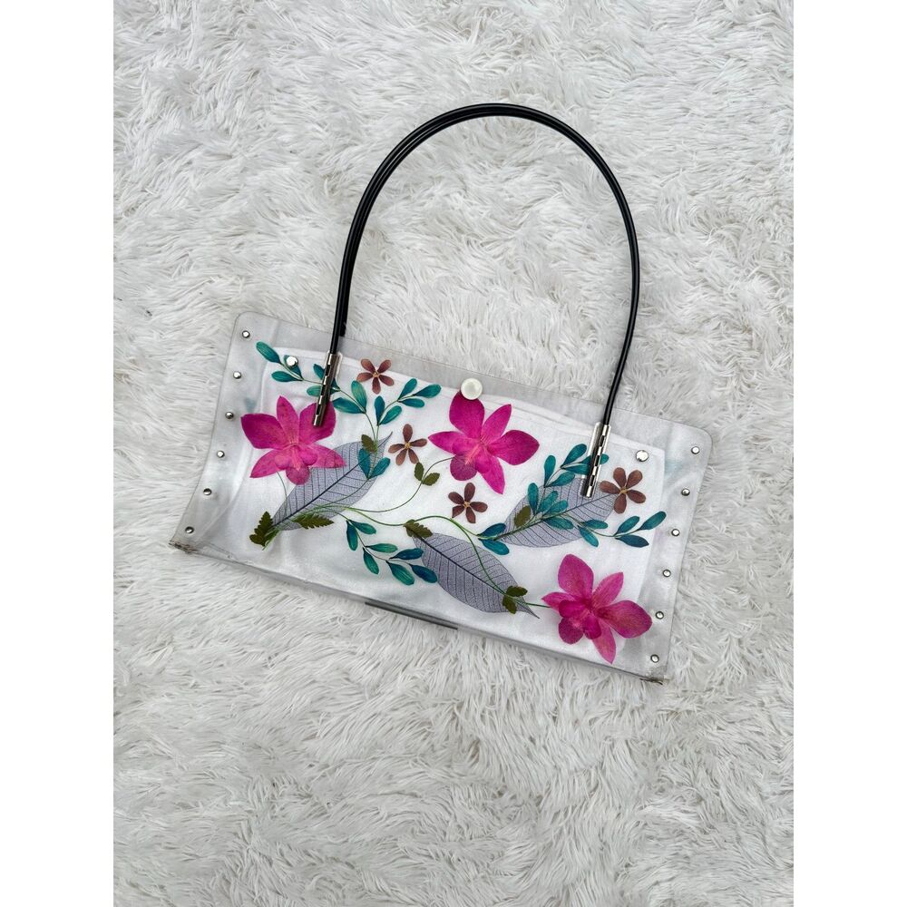 Vintage Lucite-Style Pressed Flower Handbag Silver White Floral Clutch